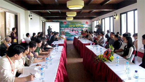 Gặp gỡ các cơ quan báo chí nhân Lễ hội Tây Thiên Xuân Quý Tỵ 2013