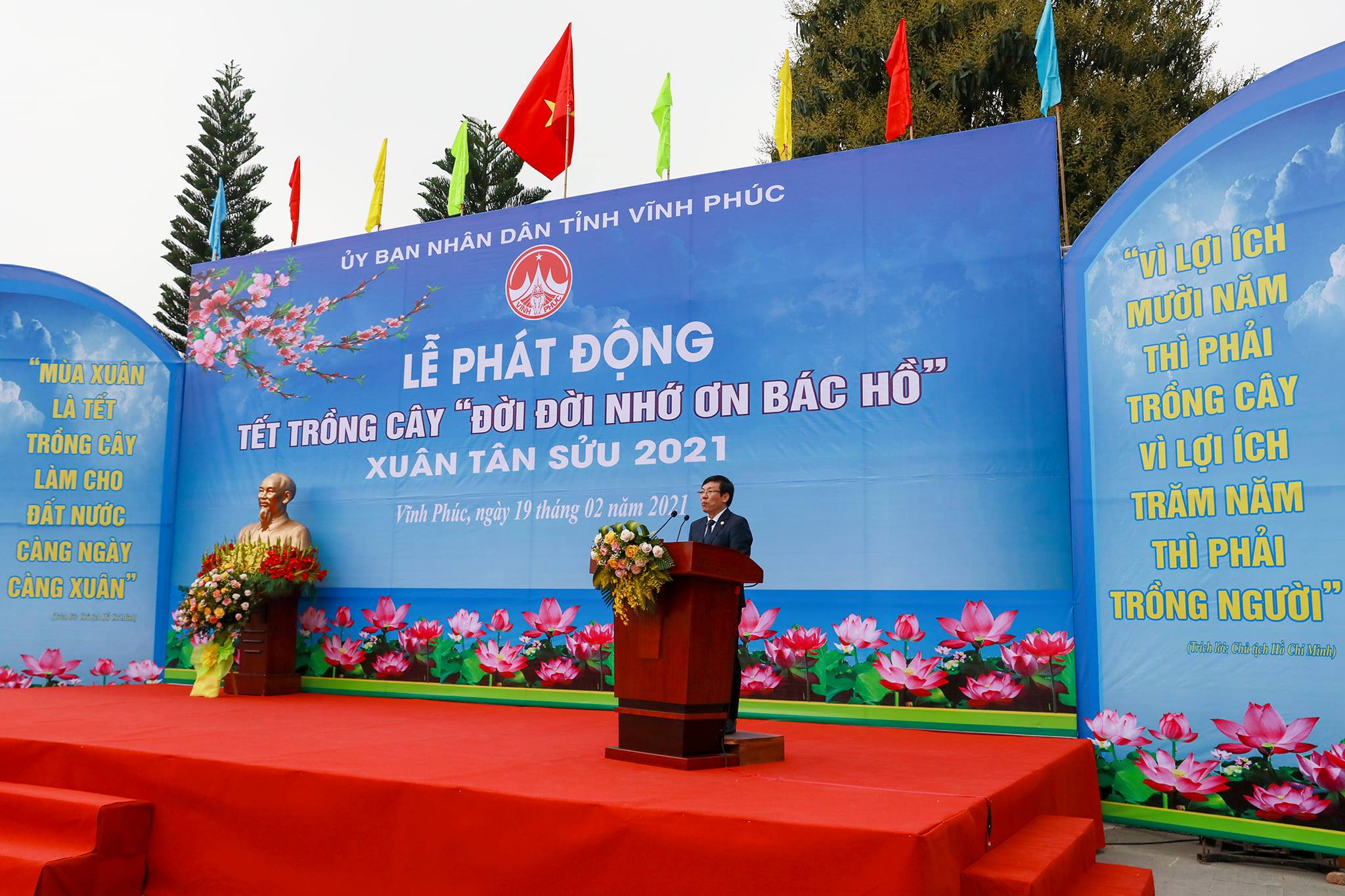 Phát động Tết trồng cây đời đời nhớ ơn Bác Hồ xuân Tân Sửu 2021