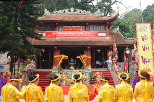 Lễ cáo dâng hương Quốc Mẫu Tây Thiên