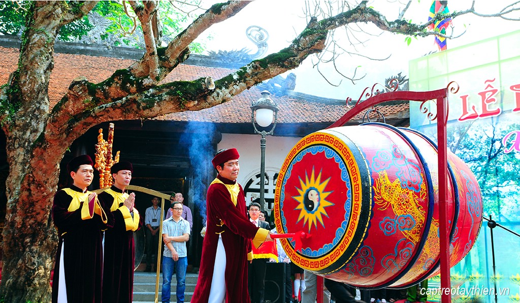 Khai hội xuân Tây Thiên 2015